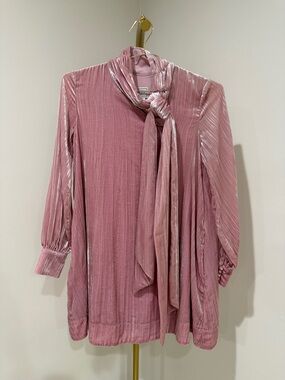 Maeve Anthropologie Long Sleeve Velvet Tunic in Dusty Rose Pink